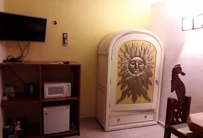 Bed and Breakfast Cancun Guest House 3 Near Ado Bus Terminal And 25 Min From/to Airport By Shuttle