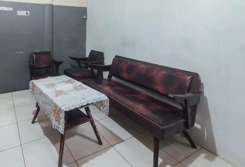 Hotelli Oyo 2244 Wisma Game