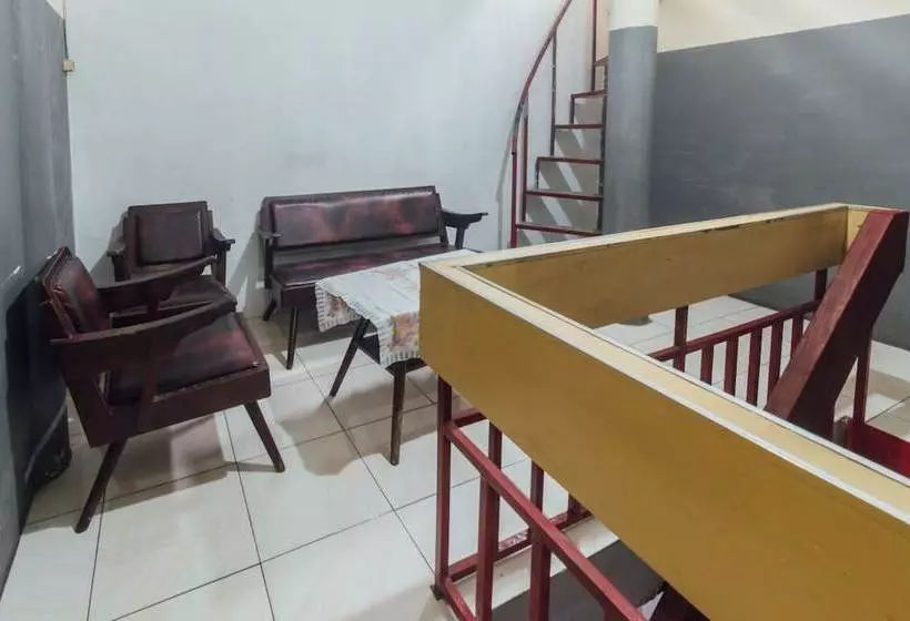 Hotelli Oyo 2244 Wisma Game