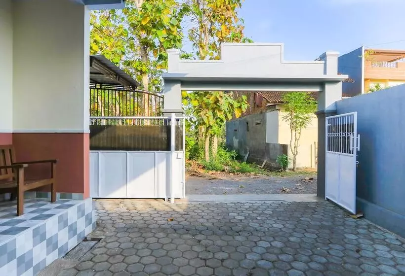 ホテル Spot On 2336 Beta Family Residence