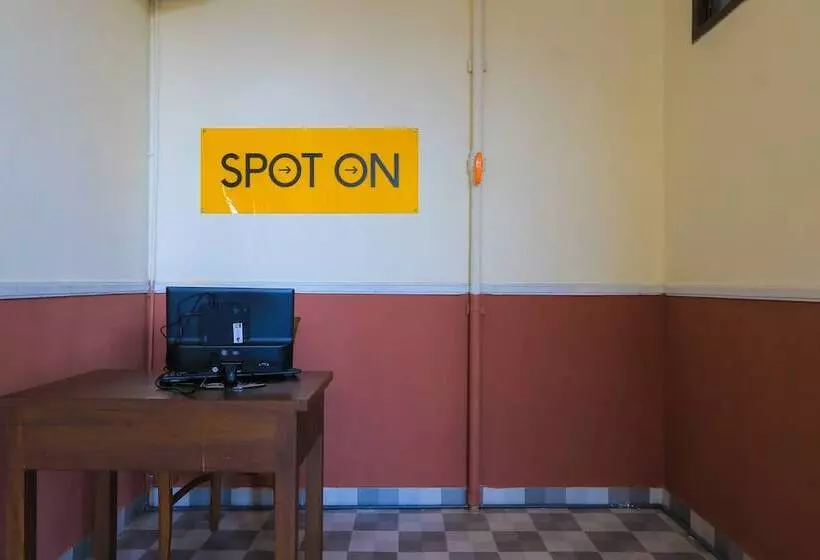 ホテル Spot On 2336 Beta Family Residence