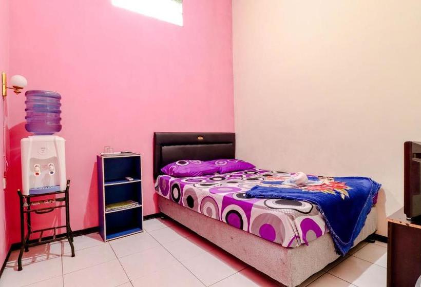 Hotel Villa Pramudya