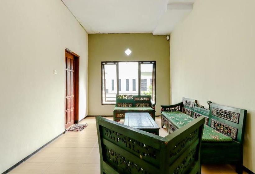 Hotel Villa Pramudya