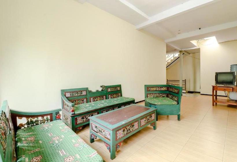 Hotel Villa Pramudya