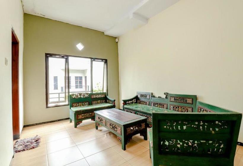 Hotel Villa Pramudya