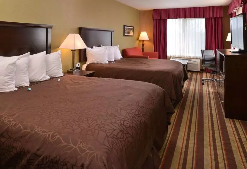 Отель Best Western Wilsonville Inn & Suites