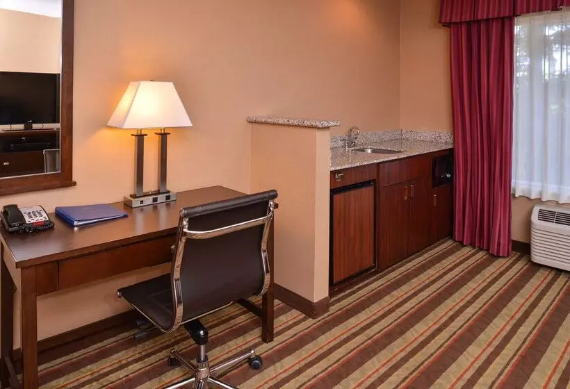 Отель Best Western Wilsonville Inn & Suites