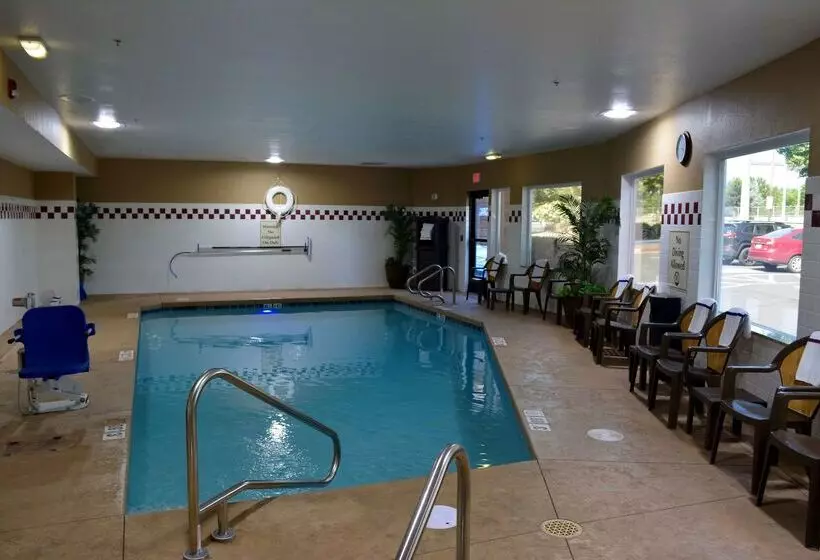 Отель Best Western Wilsonville Inn & Suites