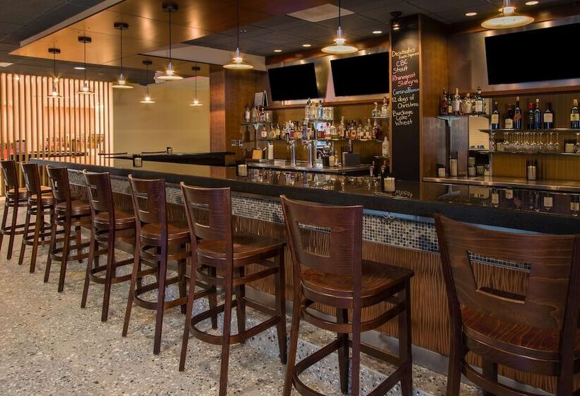 Doubletree By Hilton Hotel Newark Ohio