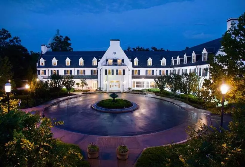 هتل Nittany Lion Inn