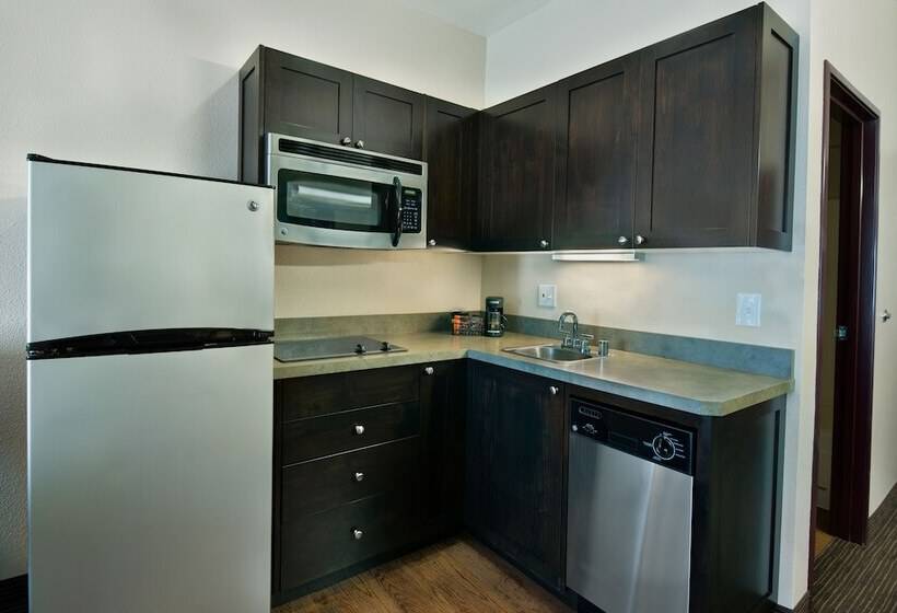 ホテル Oxford Suites Hermiston