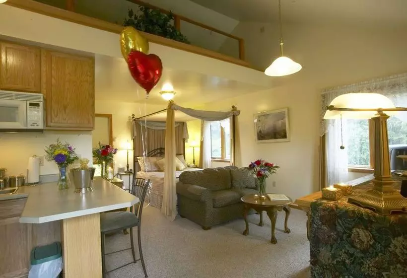 هتل Pearsons Pond Luxury Inn & Adenture Spa