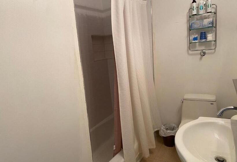 Отель Pikes Peak Paradise Bed And Breakfast