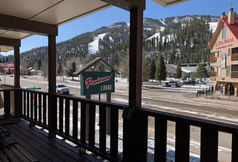 ホテル Ponderosa Lodge