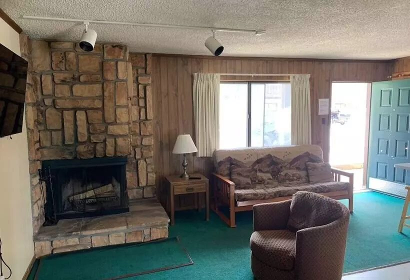 ホテル Ponderosa Lodge