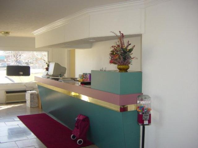 فندق Prestige Inn