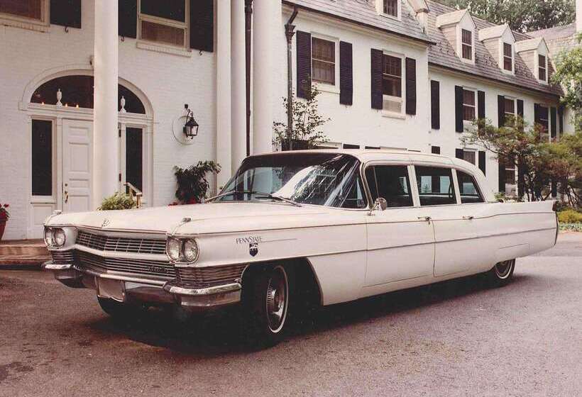 호텔 Nittany Lion Inn