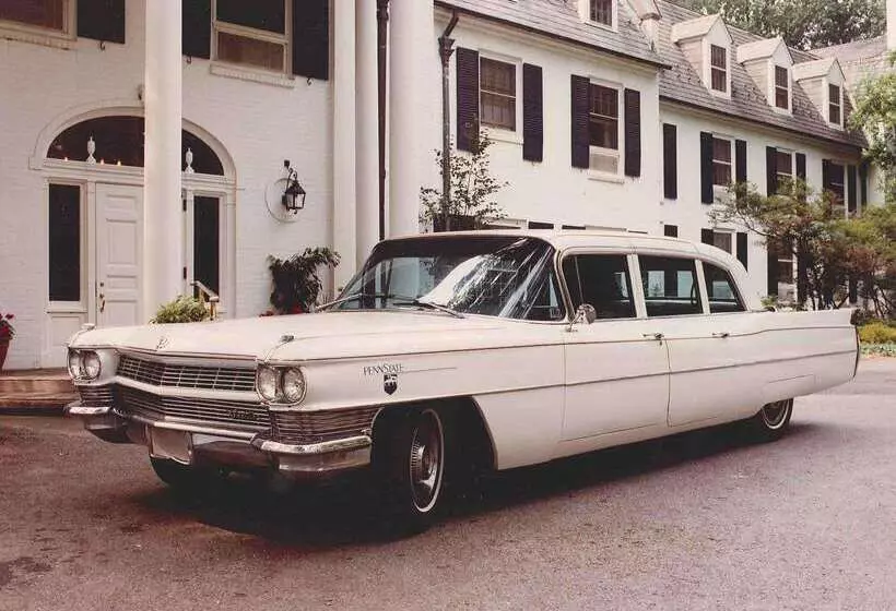 هتل Nittany Lion Inn