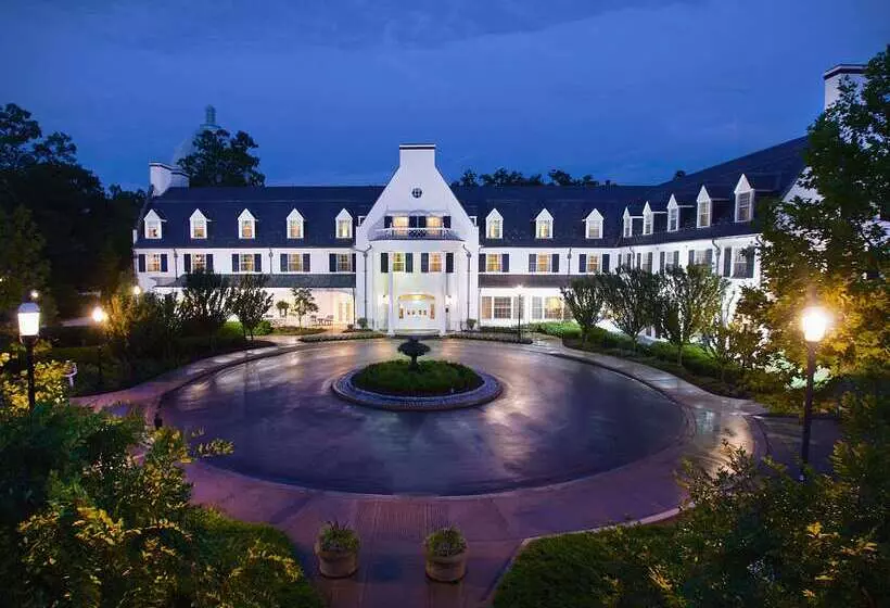 هتل Nittany Lion Inn