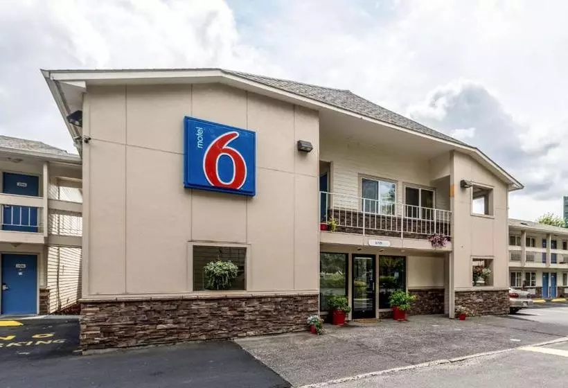 Motel 6 Mcminnville, Or