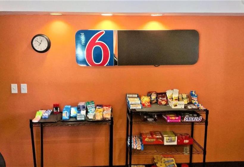 Motel 6 Mcminnville, Or