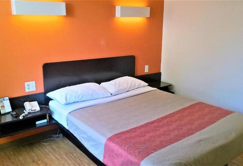 Motel 6 Mcminnville, Or