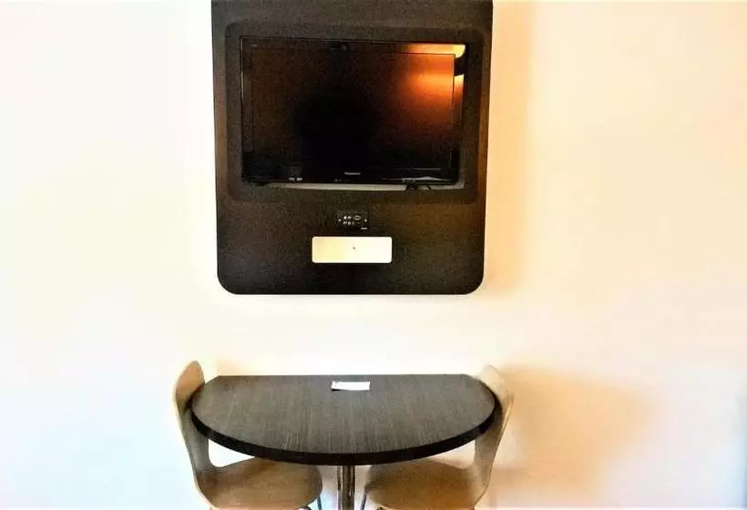 Motel 6 Mcminnville, Or