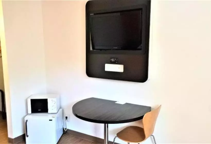 Motel 6 Mcminnville, Or