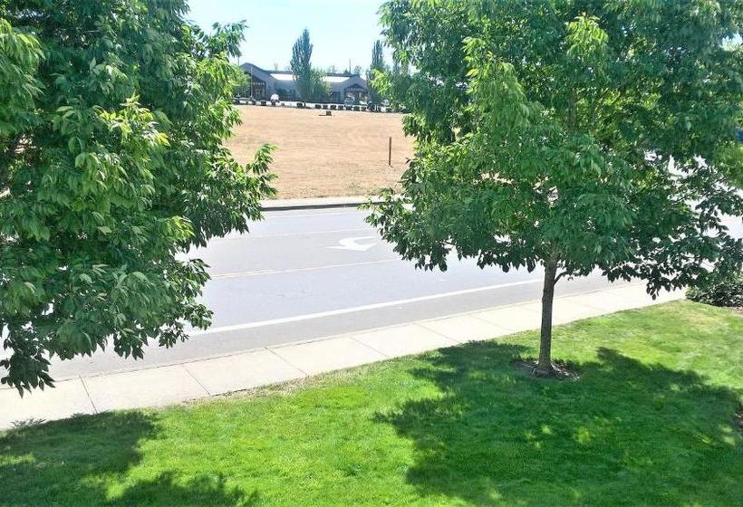 Motel 6 Mcminnville, Or