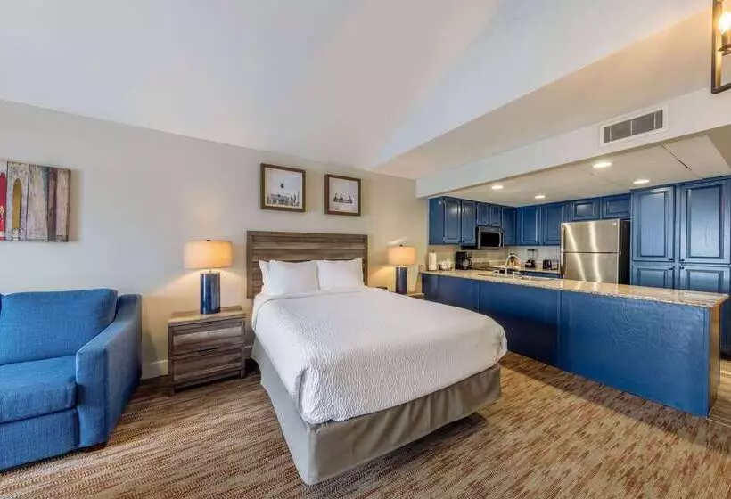 Park Plaza Resort, Ascend Hotel Collection