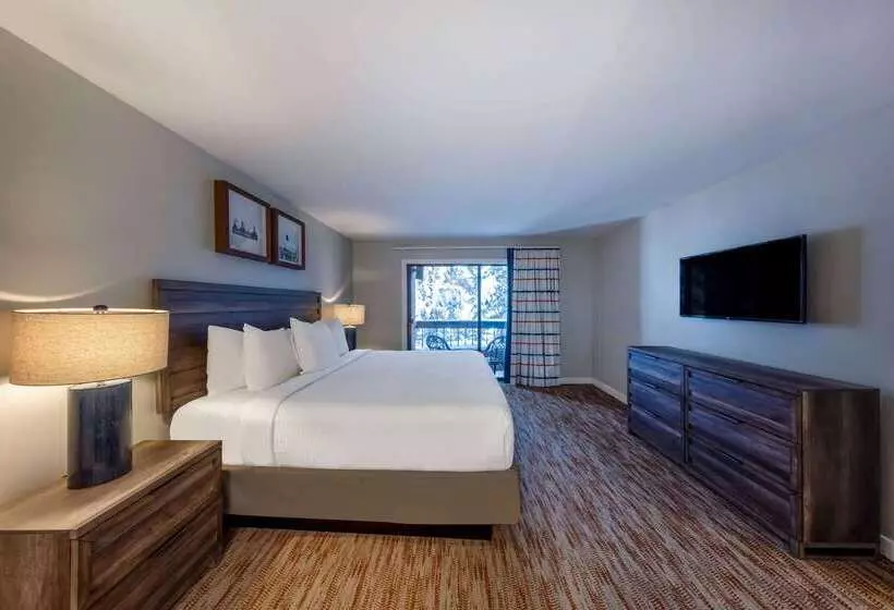 Park Plaza Resort, Ascend Hotel Collection