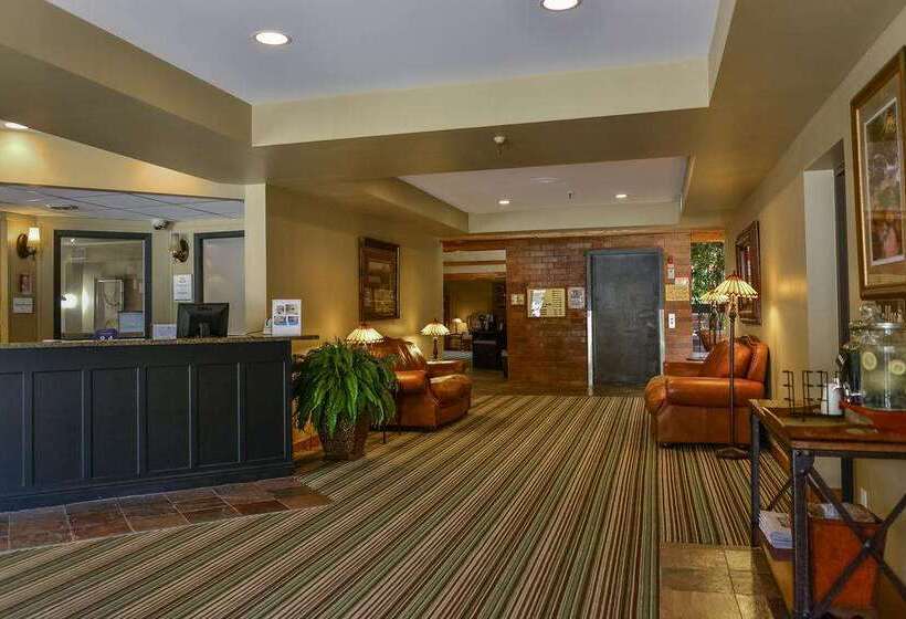 Park Plaza Resort, Ascend Hotel Collection