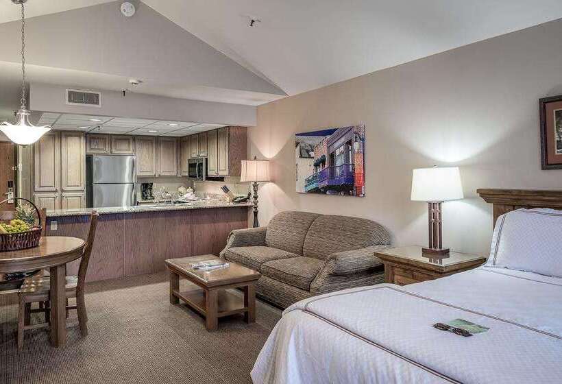 Park Plaza Resort, Ascend Hotel Collection