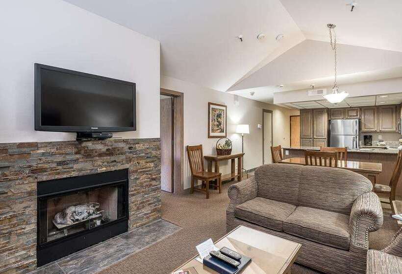 Park Plaza Resort, Ascend Hotel Collection