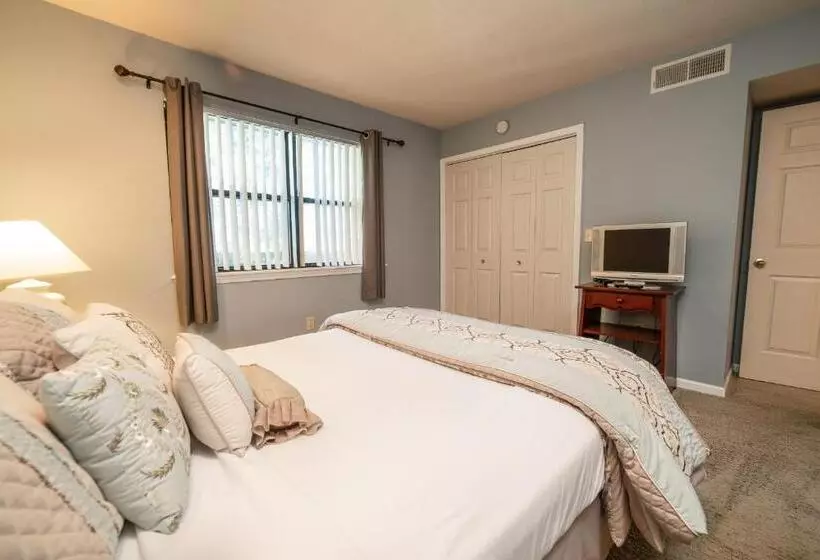 Pointe Royale Golf Resort