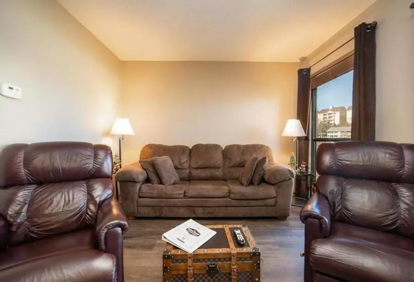 Pointe Royale Golf Resort