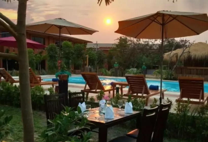 Acacia Hotel Bagan