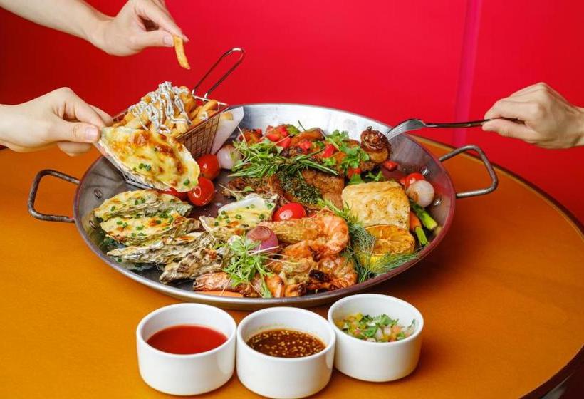 Отель Amber Residence