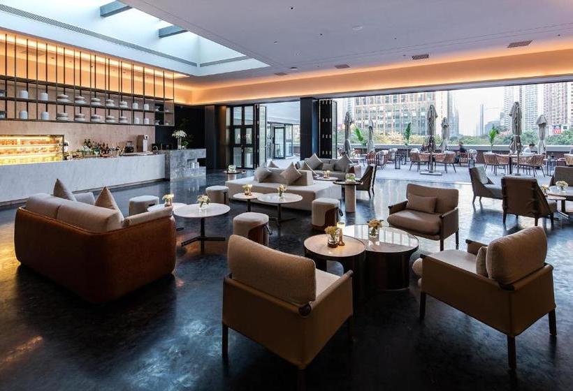 Отель Amber Residence