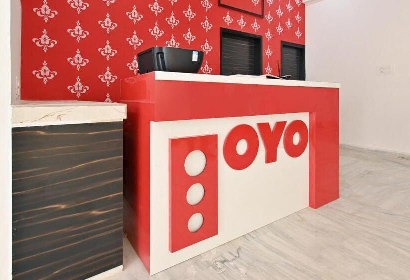 ホテル Oyo 61511 Symphony