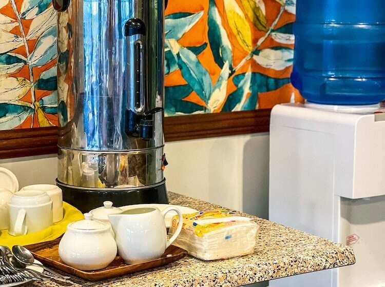 ホテル Sentro Legazpi