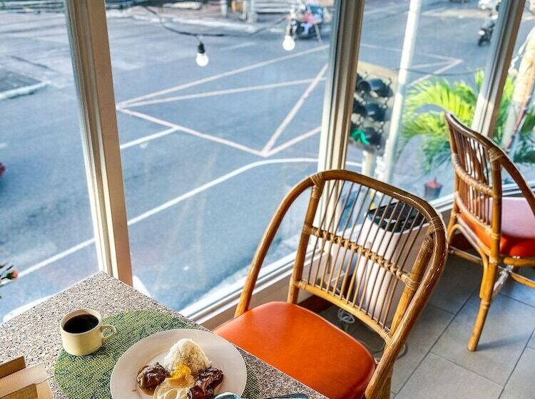 ホテル Sentro Legazpi