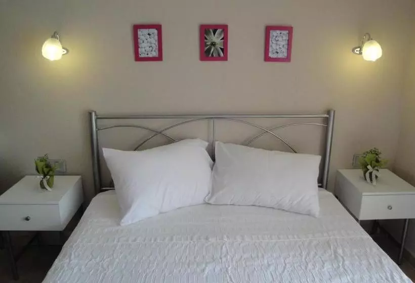 Amaryllis Studios