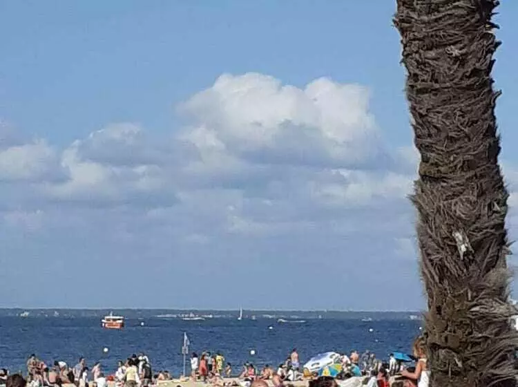 تختخواب و صبحانه La Chambre D Hotes Chez Titi