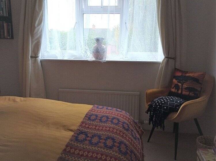 住宿加早餐  The Willow