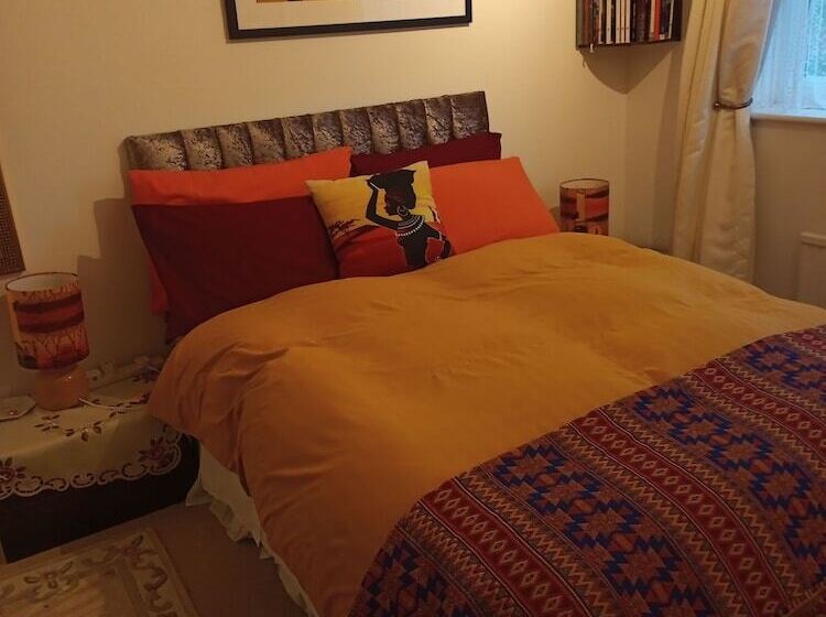 住宿加早餐  The Willow