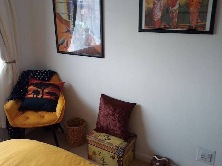 住宿加早餐  The Willow