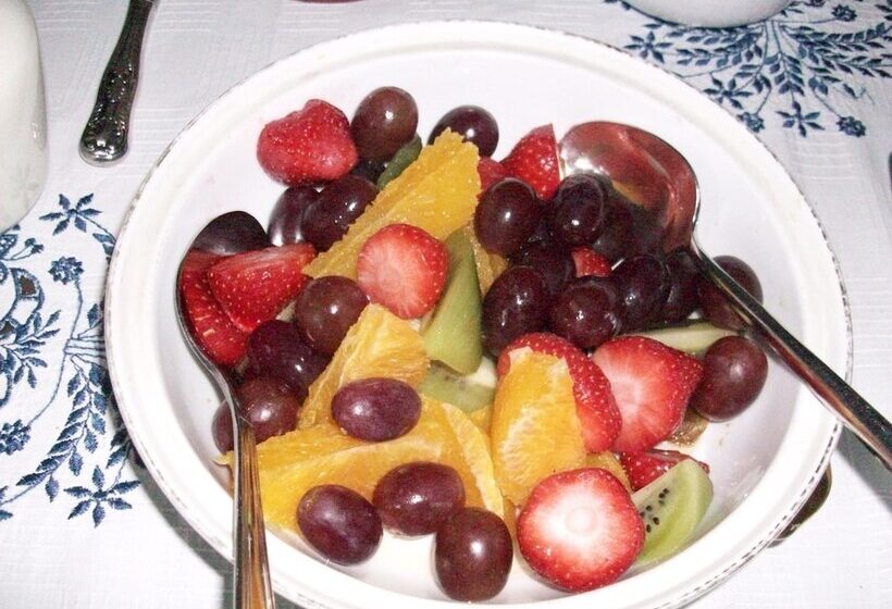 住宿加早餐  The Willow