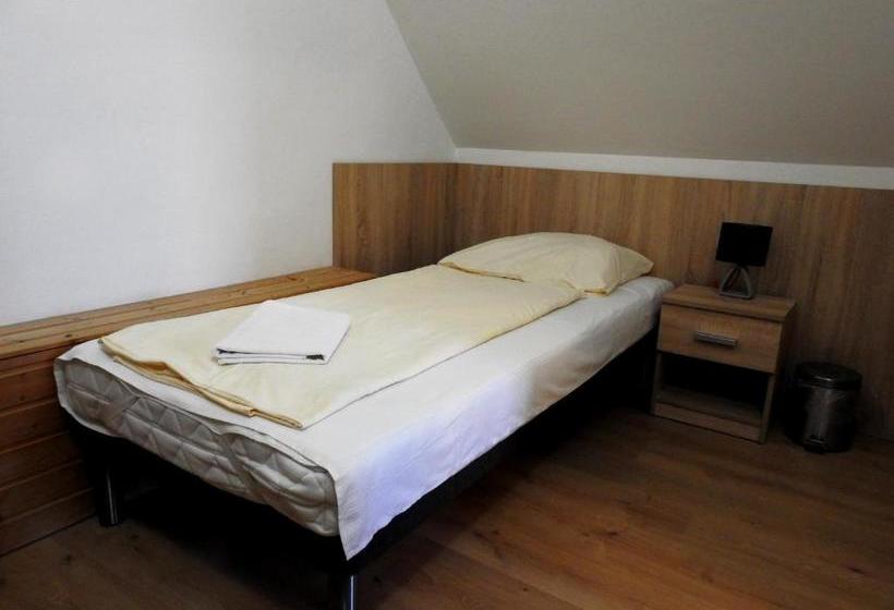 ペンション Charlie Fogadó Sé