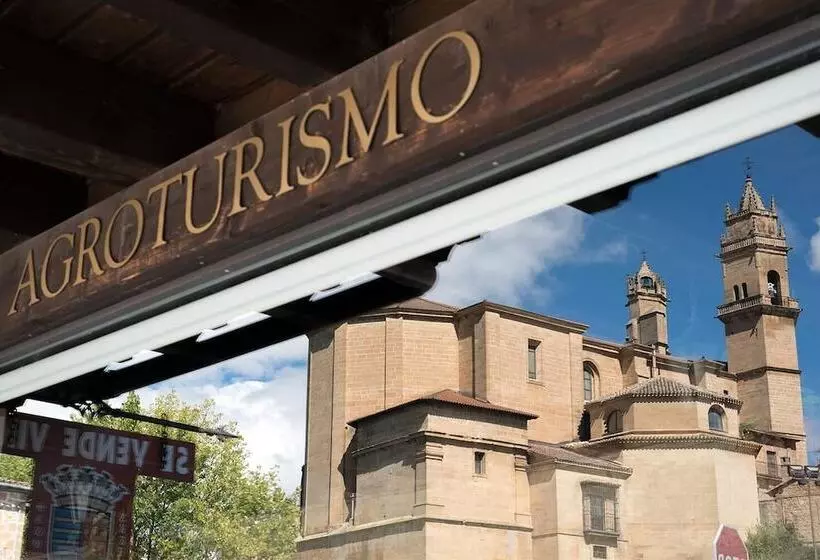 Maaseutuhotelli Agroturismo Valdelana